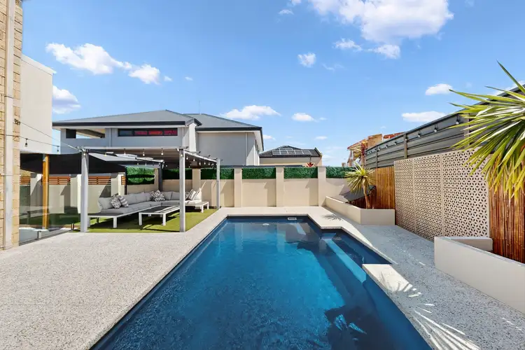 140 Southern Cross Circle, Ocean Reef WA 6027