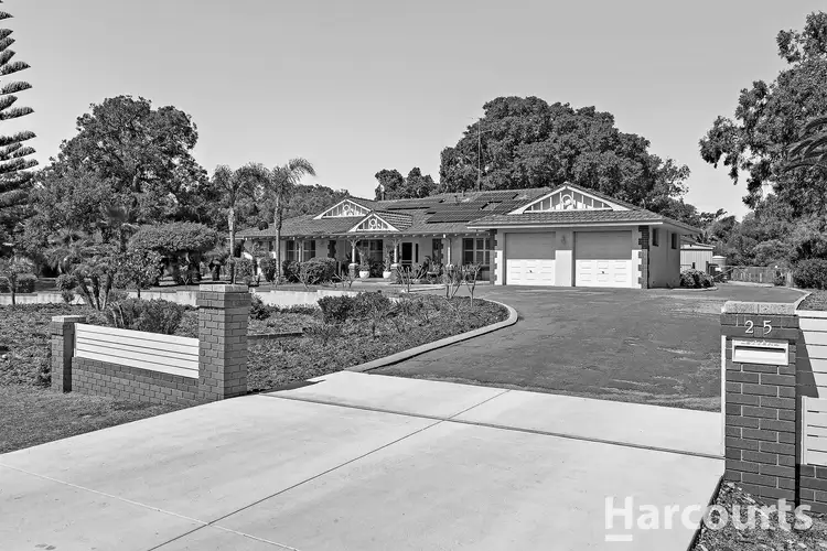 25 Nutbush Avenue, Falcon WA 6210