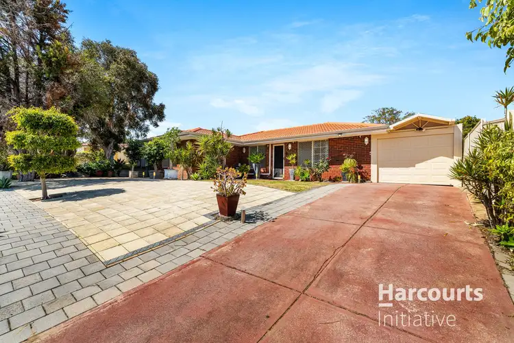 18 Fragrant Gardens, Mirrabooka WA 6061