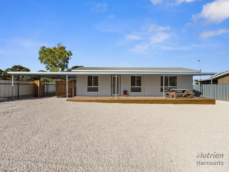 1 Leonard Court, Parsons Beach SA 5575