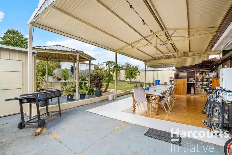 30 Shortland Way, Girrawheen WA 6064