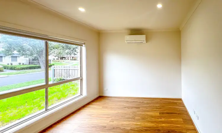 Fifth view of Homely house listing, 29 Kinkora Crescent, South Morang VIC 3752