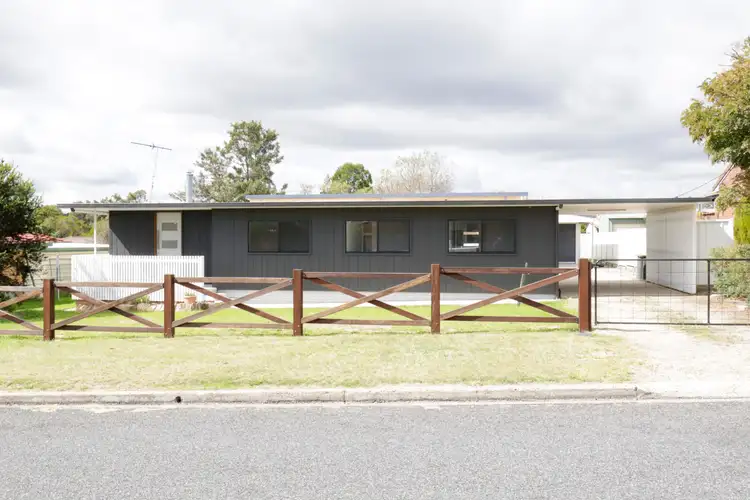 21 Smith Street, Stanthorpe QLD 4380