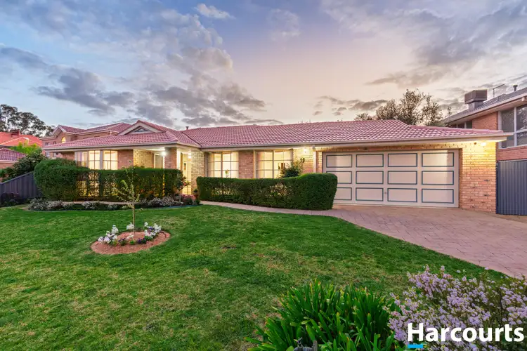 19 Jeanbart Court, Wantirna South VIC 3152