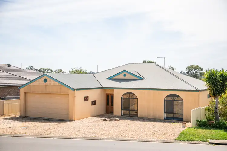 27 Riverglen Drive, White Sands SA 5253
