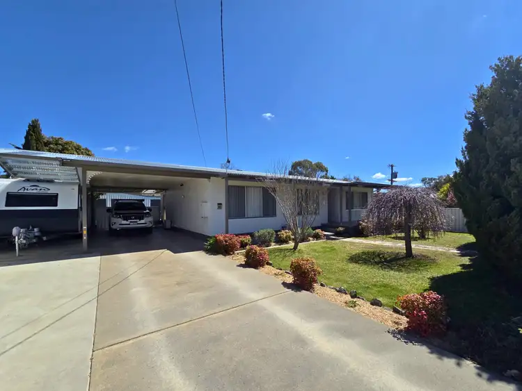 14 Meurant Street, Glen Innes NSW 2370