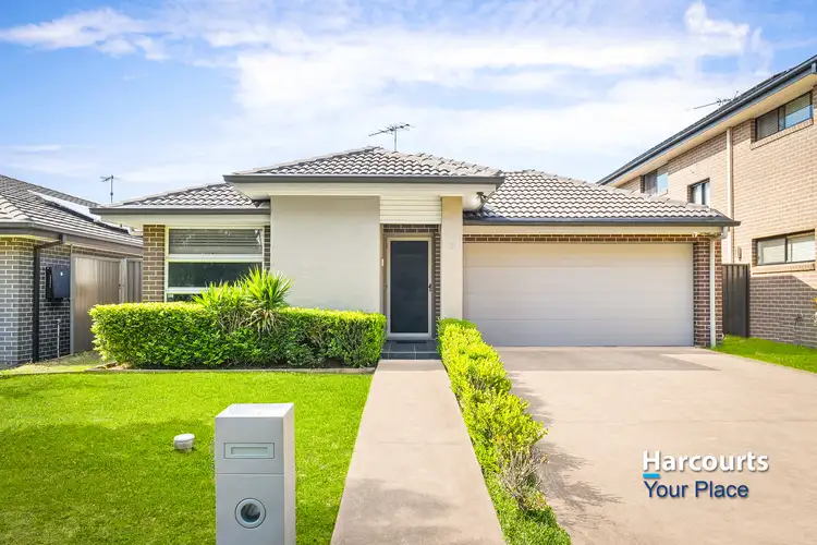5 Rocklea Way, Ropes Crossing NSW 2760