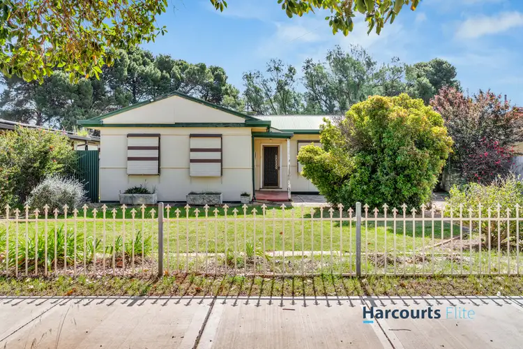 30 Whitford Road, Elizabeth South SA 5112