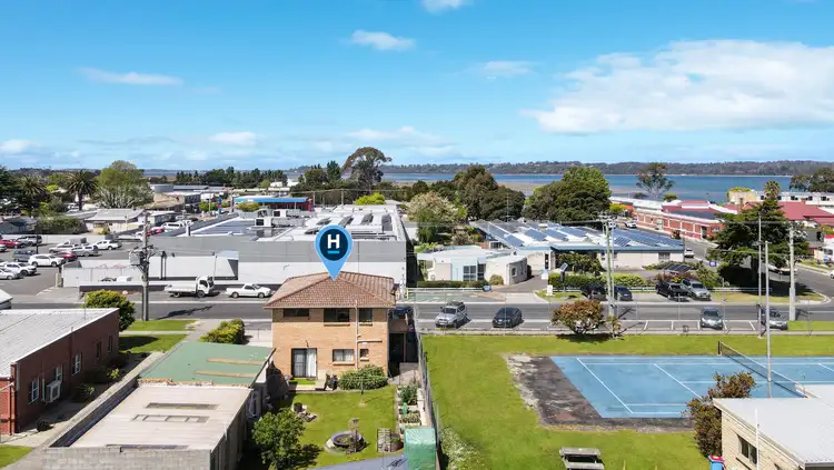 2/1 Bowen Street, St Helens TAS 7216