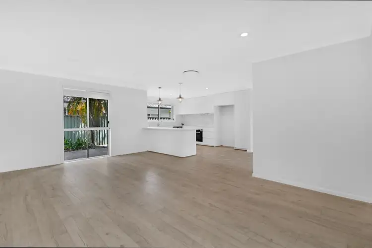 Fifth view of Homely house listing, 4 Snead Court, Parkwood QLD 4214