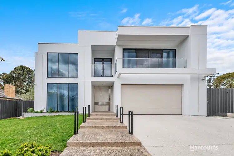 22 Thiele Street, Doncaster VIC 3108