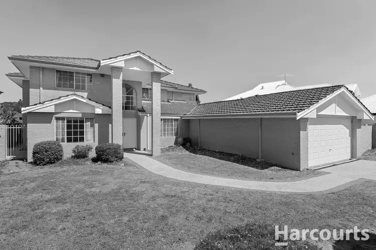 17 Amity Cove, Halls Head WA 6210