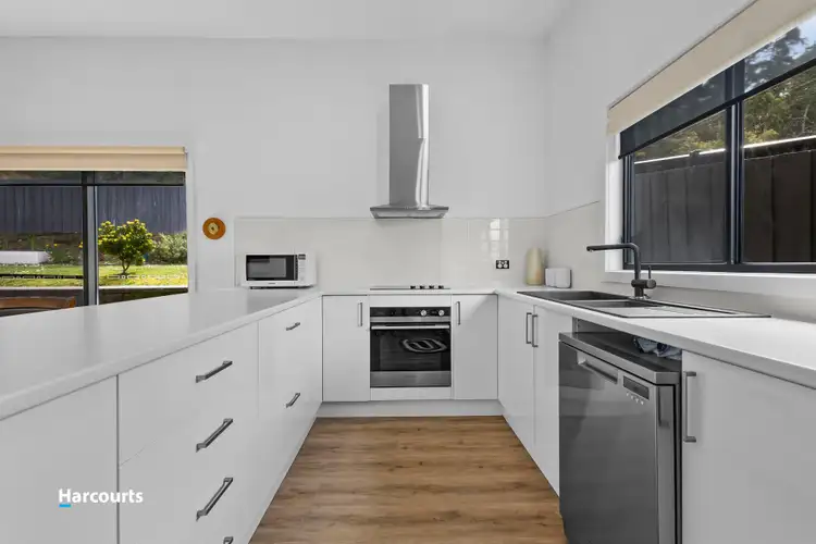 2/17 Pulfers Road, Dover TAS 7117