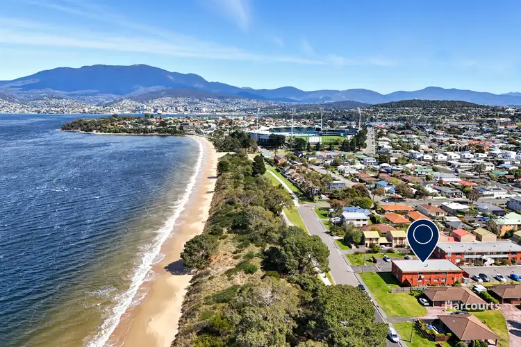 13/12 Alexandra Esplanade, Bellerive TAS 7018