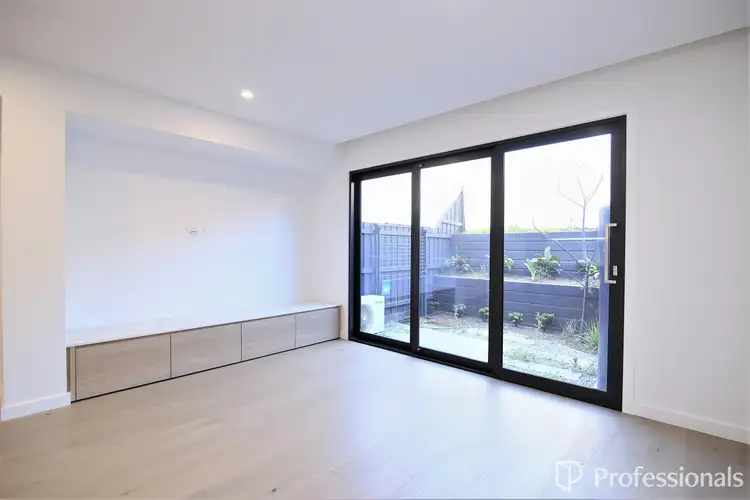 Fourth view of Homely townhouse listing, 11 Huntingfield Place, Ivanhoe VIC 3079