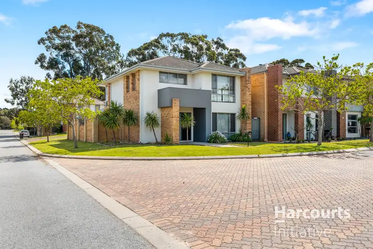 36/1 Pitta Corner, Success WA 6164
