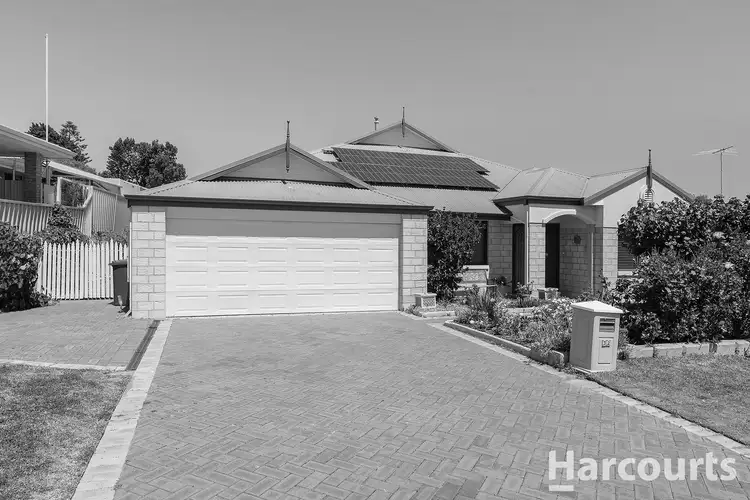 32 Melaleuca Terrace, Halls Head WA 6210