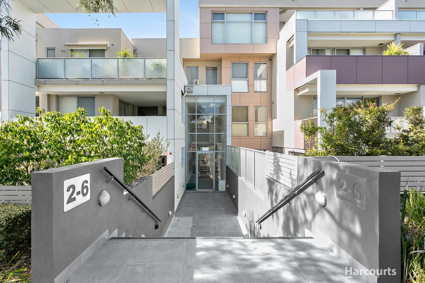 Main view of Homely apartment listing, 2/2-6 Anderson Street, Templestowe VIC 3106