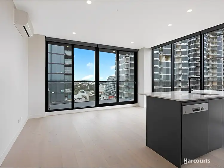 902/4 Joseph Road, Footscray VIC 3011