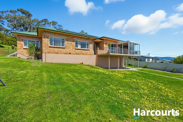 18 Ross Street, Beauty Point TAS 7270