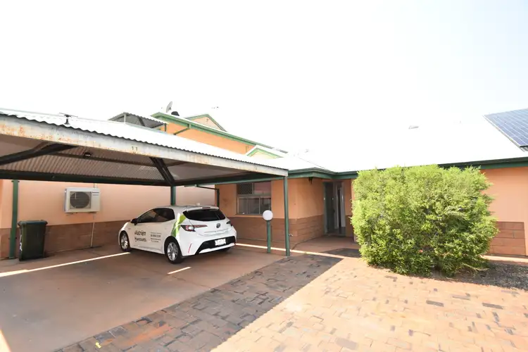 12/2 Renner Street, East Side NT 870