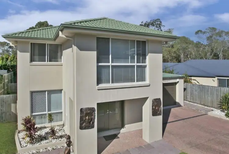 4 Chipping Close, Wakerley QLD 4154