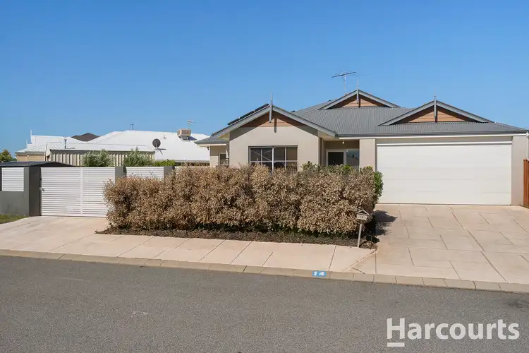 14 Tectona Way, Halls Head WA 6210