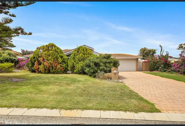 Second view of Homely house listing, 4 Arkaba Mews, Ocean Reef WA 6027