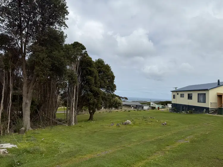 2884 Grassy Road, Grassy TAS 7256