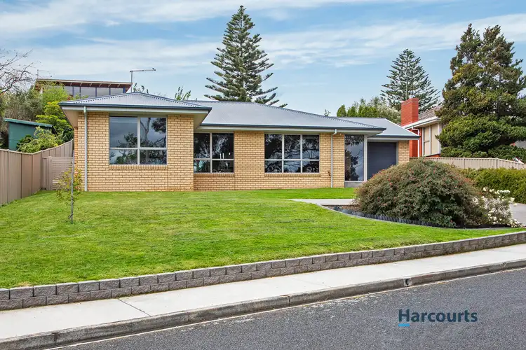 38 River Road, West Ulverstone TAS 7315