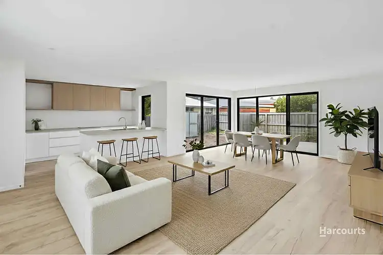 2/14 Holmfield Avenue, Clarendon Vale TAS 7019