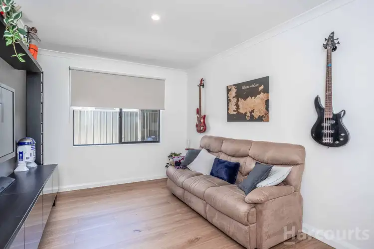 Sixth view of Homely house listing, 6 Bentham Turn, Banksia Grove WA 6031