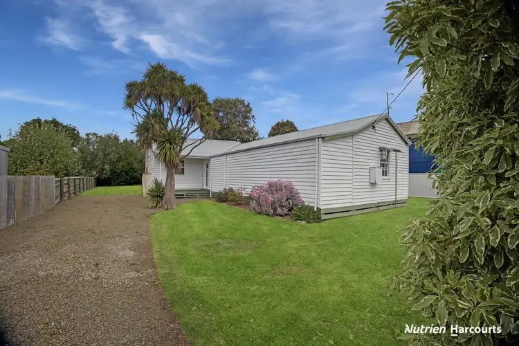 7 Addison Street, Casterton VIC 3311
