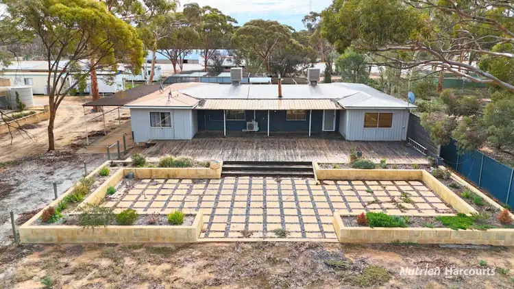 9 Marley Close, Nangeenan WA 6414