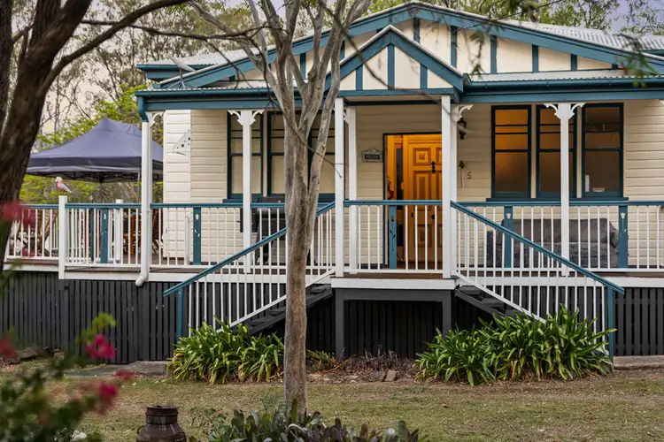 5 Squires Road, Lockyer QLD 4344