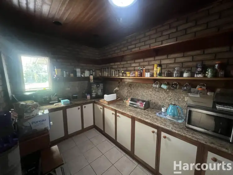 Fifth view of Homely house listing, 10 Barnes Boulevard, Horsham VIC 3400