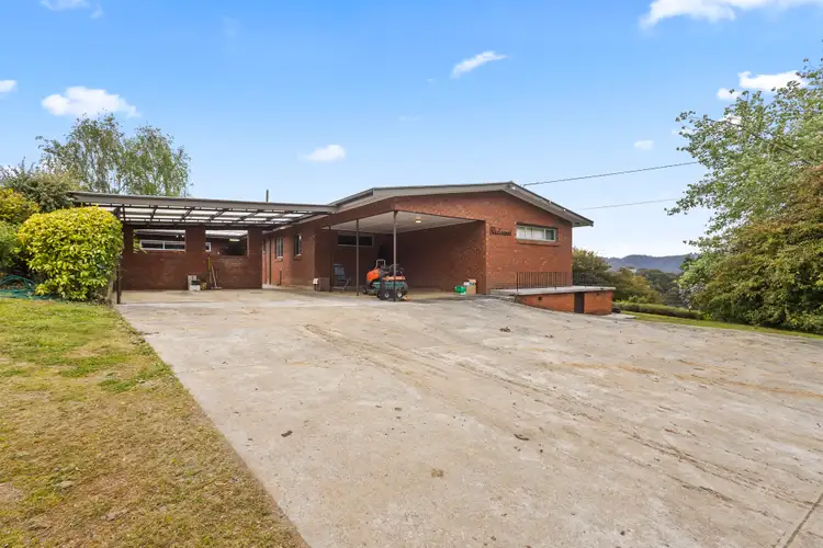 50 Phillips Road, Cairns Bay TAS 7116