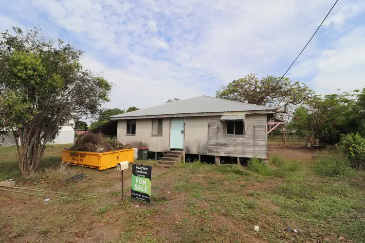 33-35 Melbourne Street, Ayr QLD 4807