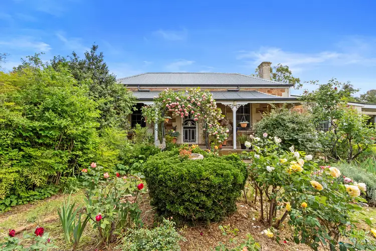 2 Windy Hill Road, Riverton SA 5412