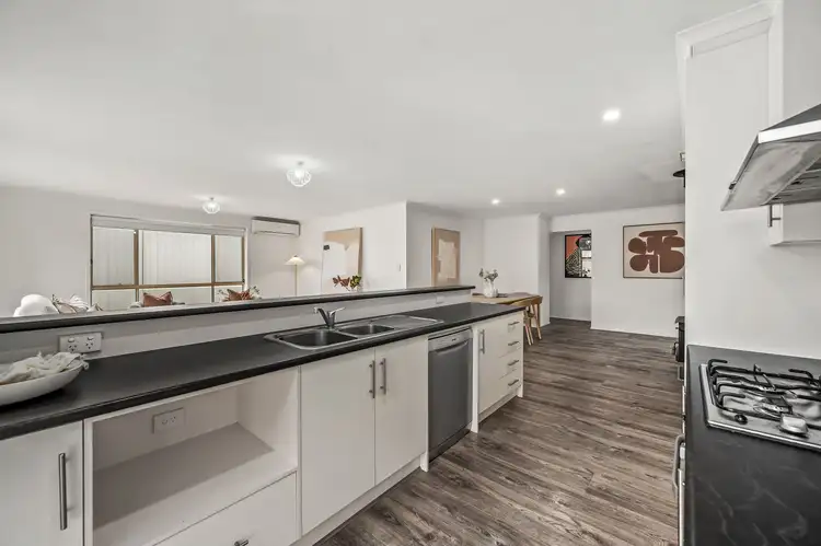 Fifth view of Homely house listing, 11 Belmont Crescent, Mount Barker SA 5251