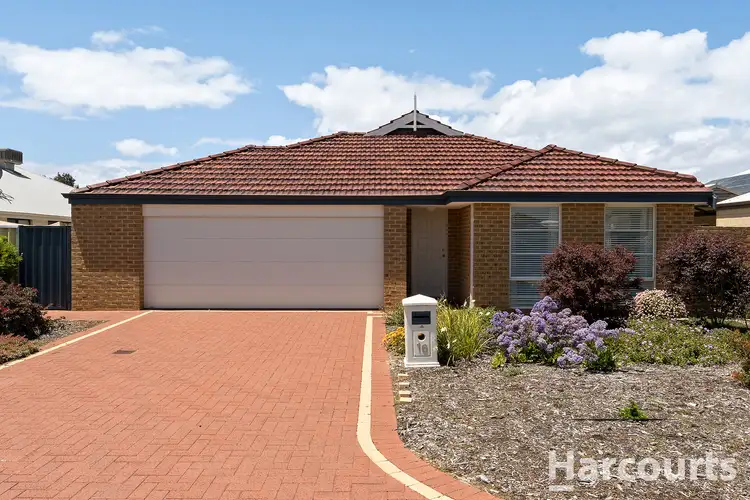 16 Vitesse Approach, Shoalwater WA 6169