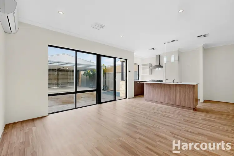 11 Bice Lane, Eglinton WA 6034