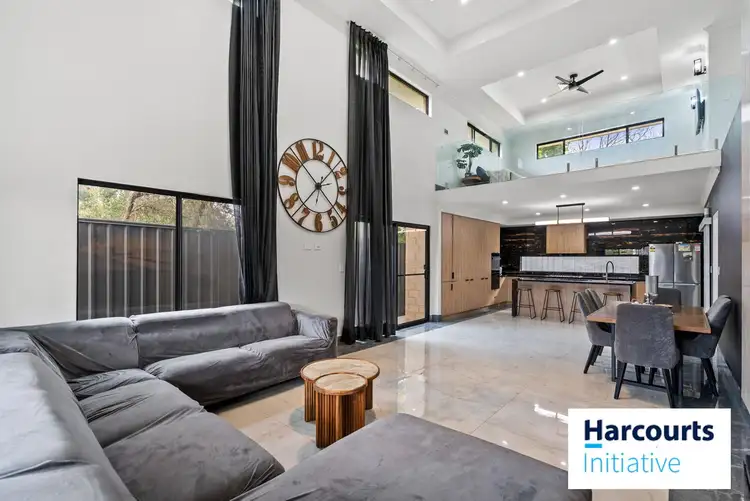 18A Sutherland Way, Cloverdale WA 6105