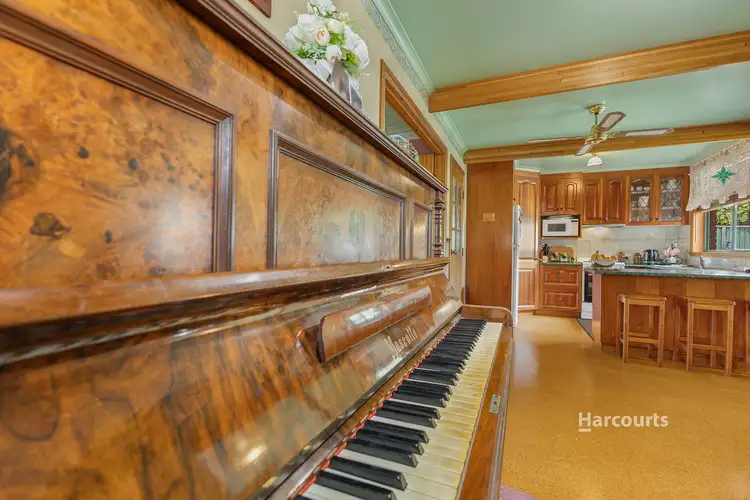 Fifth view of Homely house listing, 10 Seabreeze Avenue, Sulphur Creek TAS 7316