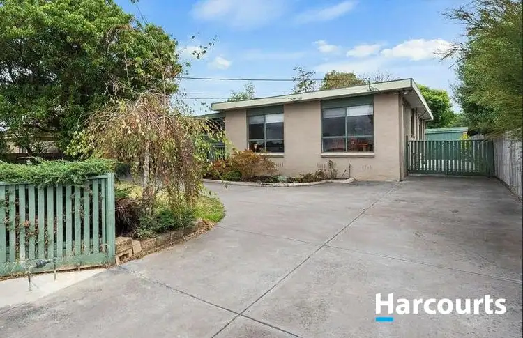 114 Anne Road, Knoxfield VIC 3180