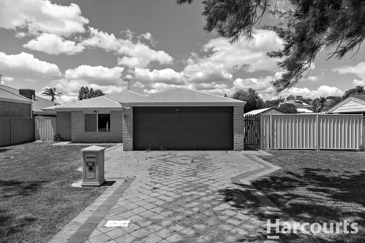 89 Peelwood Parade, Halls Head WA 6210