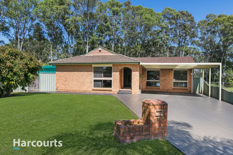 21 Horseshoe Circuit, St Clair NSW 2759