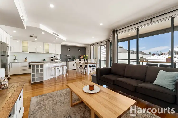 Sixth view of Homely house listing, 2/16 Torcello Mews, Mandurah WA 6210