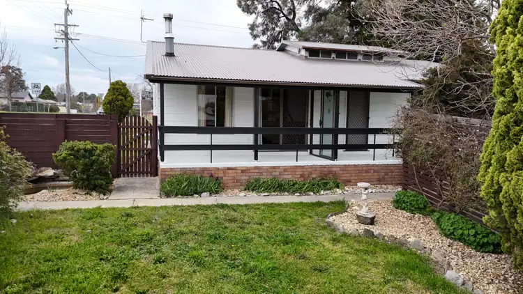 84 Molesworth street, Tenterfield NSW 2372