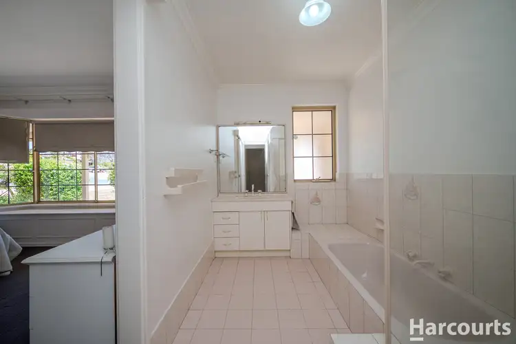 Seventh view of Homely house listing, 2 Ballantrae Court, Kingsley WA 6026